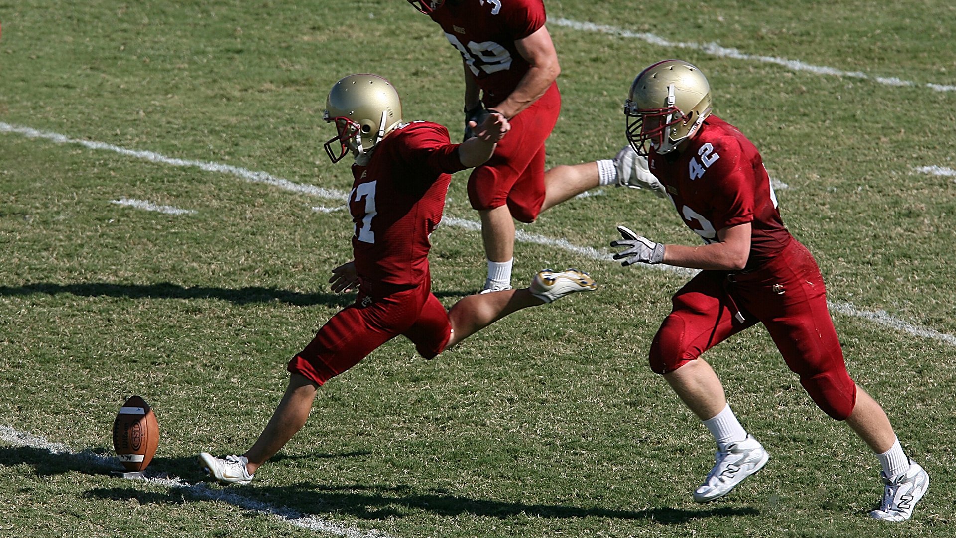 五大联赛是否通过短传控制对抗高压抢球